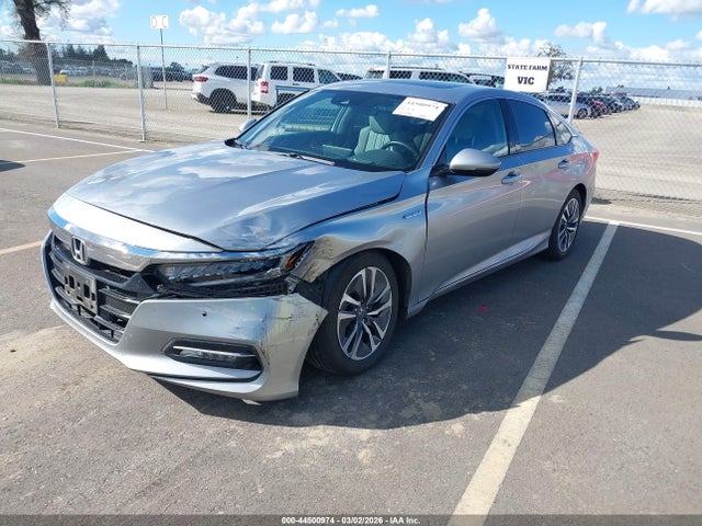 Honda Accord Hybrid Touring 2018 1HGCV3F97JA005361 Image 2