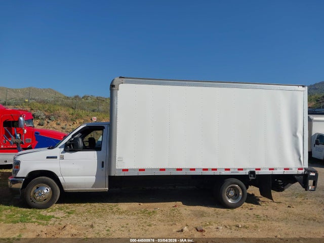 44500976 :رقم المزاد ، 1FDWE3FN3RDD00410 vin ، 2024 Ford E-350 Cutaway مزاد بيع
