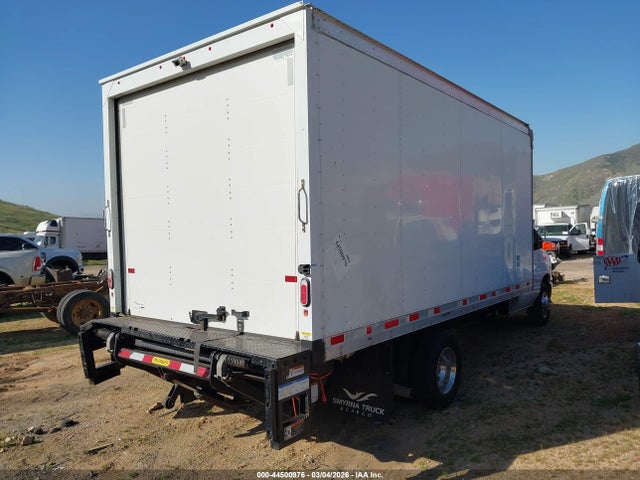 44500976 :رقم المزاد ، 1FDWE3FN3RDD00410 vin ، 2024 Ford E-350 Cutaway مزاد بيع