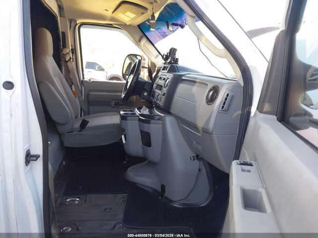 44500976 :رقم المزاد ، 1FDWE3FN3RDD00410 vin ، 2024 Ford E-350 Cutaway مزاد بيع