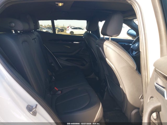 2022 BMW X2 WBXYJ1C01N5U85439 Photo 7