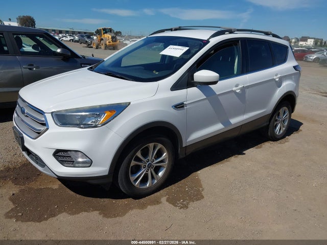 Ford ESCAPE SE 2018 1FMCU0GD3JUB14039 Image 2