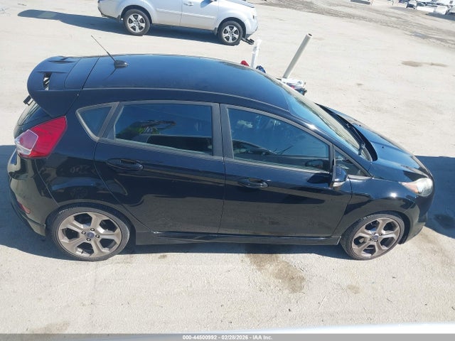 Ford FIESTA ST 2017 3FADP4GX7HM140410 Image 13