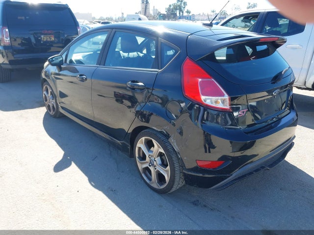 Ford FIESTA ST 2017 3FADP4GX7HM140410 Image 3