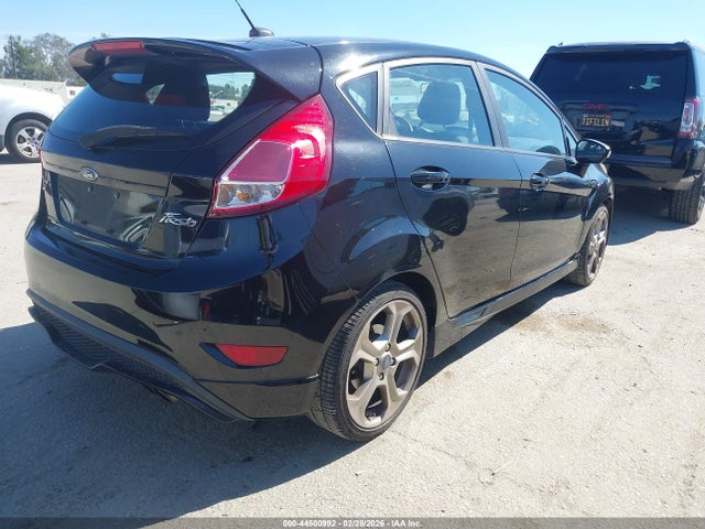 Ford FIESTA ST 2017 3FADP4GX7HM140410 Image 4