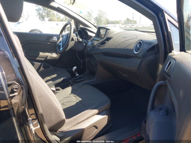 Ford FIESTA ST 2017 3FADP4GX7HM140410 Image 5