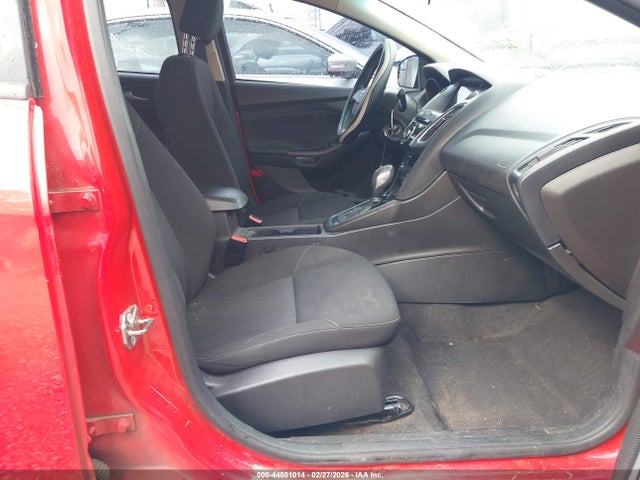 1FADP3H21HL299597 Ford FOCUS SEL