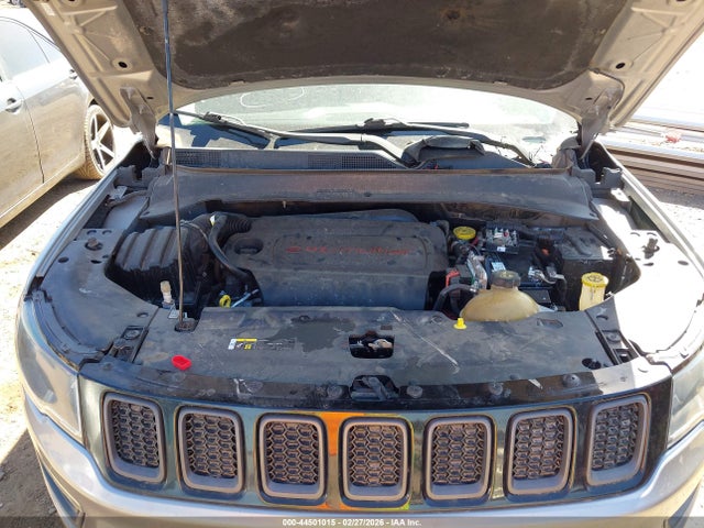 3C4NJDDB2LT214517 Jeep Compass Trailhawk 4x4