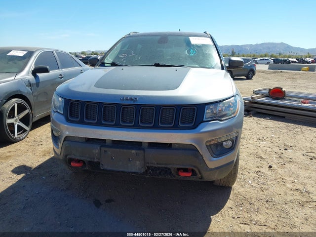 3C4NJDDB2LT214517 Jeep Compass Trailhawk 4x4