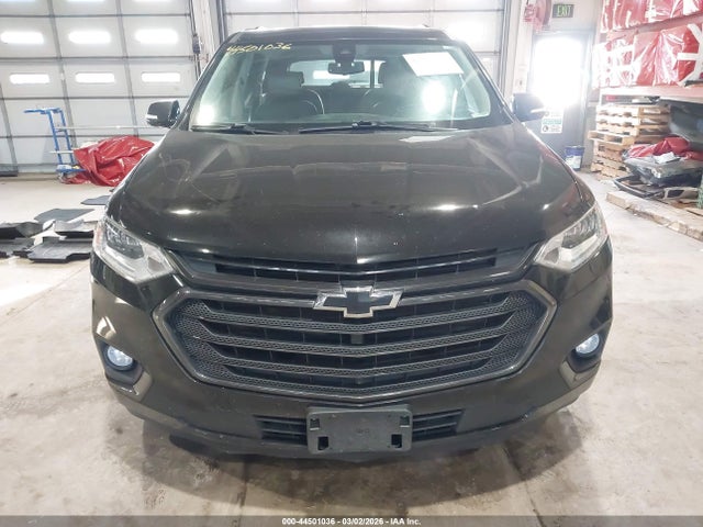 1GNEVJKW4JJ221263 Chevrolet Traverse Premier