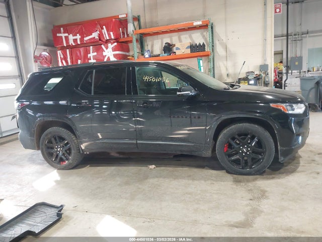 1GNEVJKW4JJ221263 Chevrolet Traverse Premier