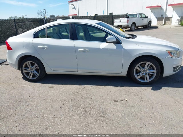 Volvo S60 T5 2014 YV1612FS7E2291842 Image 13