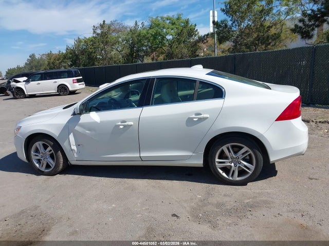 Volvo S60 T5 2014 YV1612FS7E2291842 Image 14