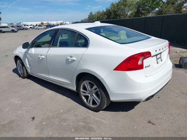Volvo S60 T5 2014 YV1612FS7E2291842 Image 3