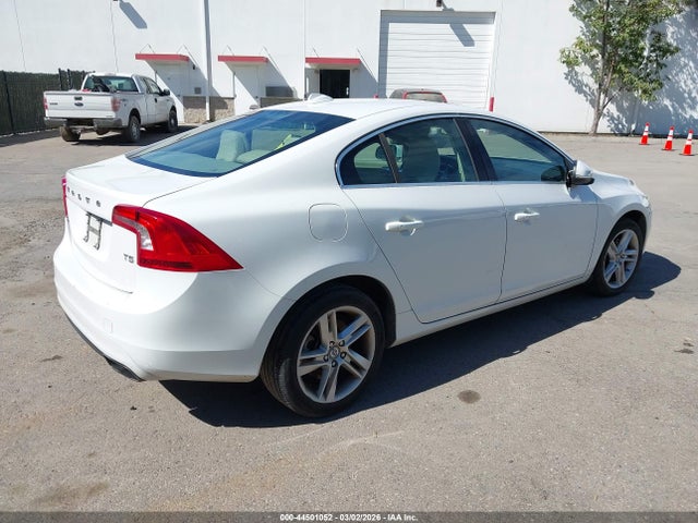 Volvo S60 T5 2014 YV1612FS7E2291842 Image 4