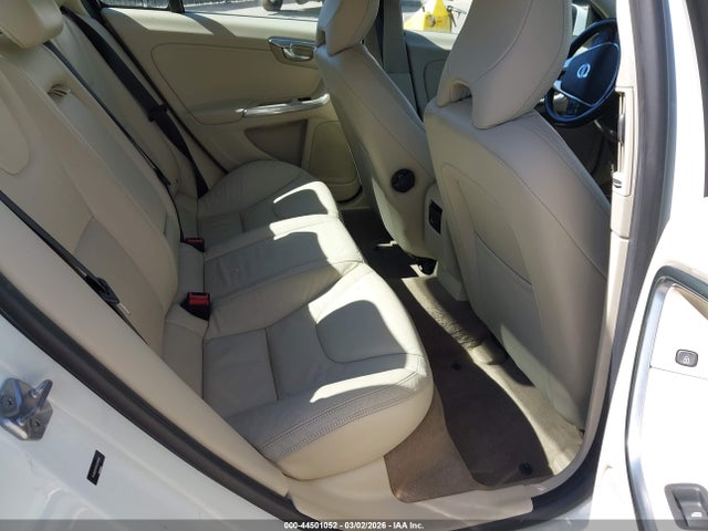Volvo S60 T5 2014 YV1612FS7E2291842 Image 8