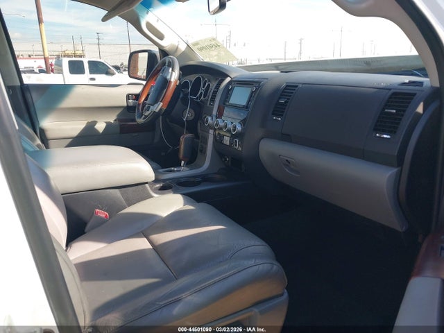 Toyota Sequoia Platinum 2017 5TDDW5G10HS151764 Image 5