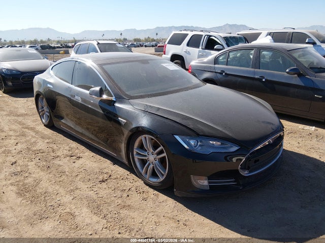 2014 TESLA MODEL S 5YJSA1H15EFP52844 Photo 0