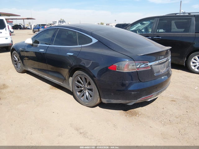 2014 TESLA MODEL S 5YJSA1H17EFP49993 Photo 2