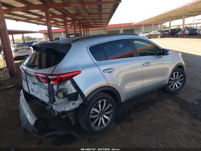 2018 KIA SPORTAGE KNDPN3AC3J7420676 Photo 3