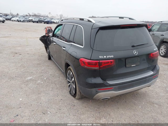 2021 MERCEDES-BENZ GLB 250 W1N4M4HB8MW087211 Photo 2