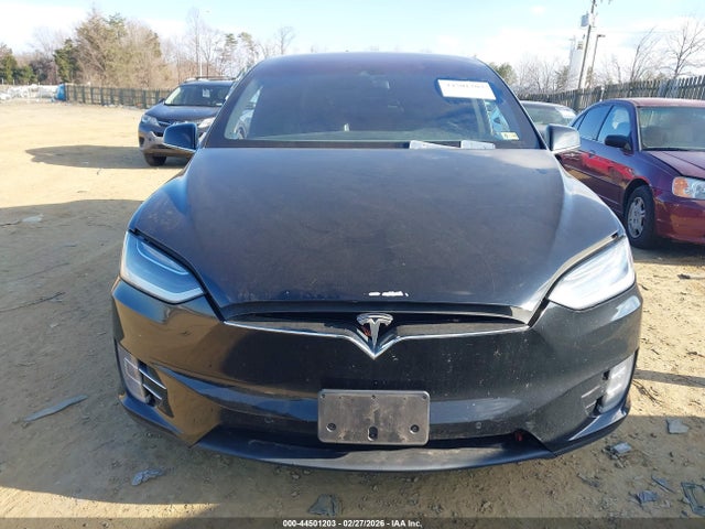 Продаж на аукціоні авто 2016 Tesla Model X 60d/p100d/p90d, vin: 5YJXCAE47GF003173, номер лоту: 44501203