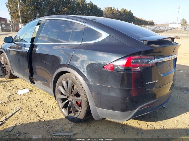 2016 TESLA MODEL X 5YJXCAE47GF003173 Photo 2