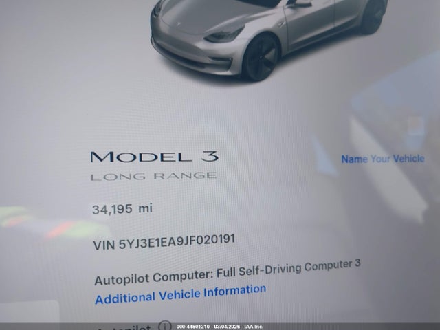 44501210 :رقم المزاد ، 5YJ3E1EA9JF020191 vin ، 2018 Tesla Model 3 Long Range/mid Range مزاد بيع