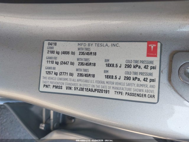 44501210 :رقم المزاد ، 5YJ3E1EA9JF020191 vin ، 2018 Tesla Model 3 Long Range/mid Range مزاد بيع
