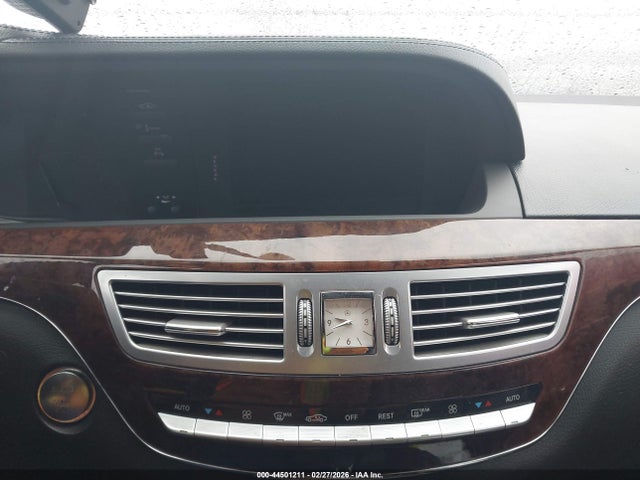 44501211 :رقم المزاد ، WDDNG7BB6BA387102 vin ، 2011 Mercedes-benz S 550 مزاد بيع