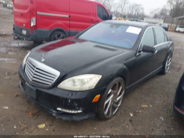 2011 MERCEDES-BENZ S 550 WDDNG7BB6BA387102 Photo 1