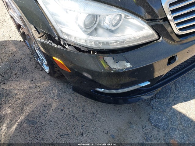 2011 MERCEDES-BENZ S 550 WDDNG7BB6BA387102 Photo 5