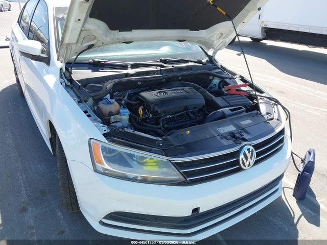 Aukcja sprzedaży 2015 Volkswagen Jetta 1.8t Se, vin: 3VWD07AJXFM305932, numer aukcji: 44501253