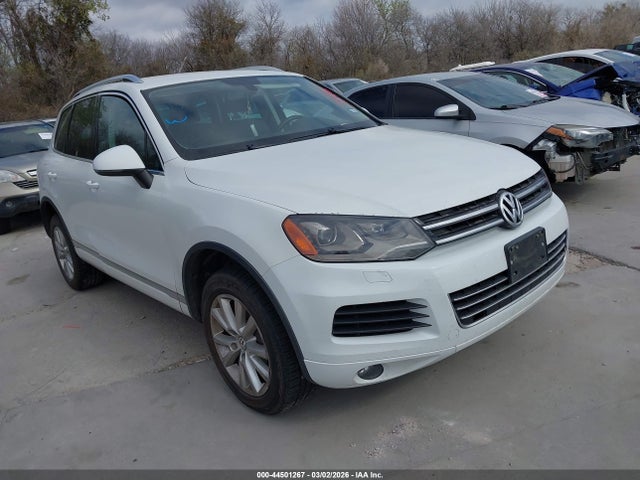 2013 VOLKSWAGEN TOUAREG WVGEF9BP6DD009489