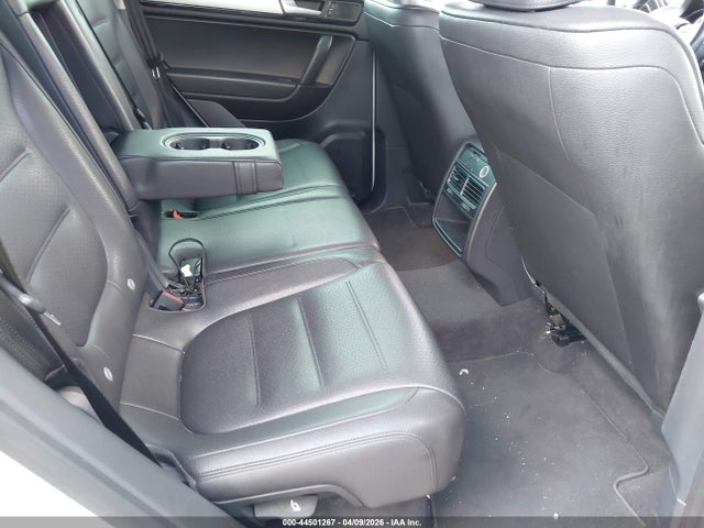 2013 VOLKSWAGEN TOUAREG WVGEF9BP6DD009489 Photo 7
