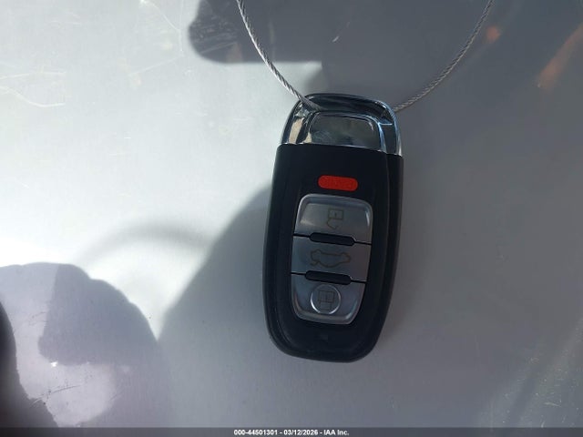 44501301 :رقم المزاد ، WAUKFAFL5BN030273 vin ، 2011 Audi A4 2.0t Premium مزاد بيع