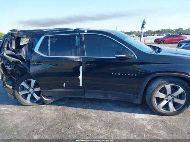 Продаж на аукціоні авто 2019 Chevrolet Traverse 3lt, vin: 1GNEVHKW5KJ222609, номер лоту: 44501374