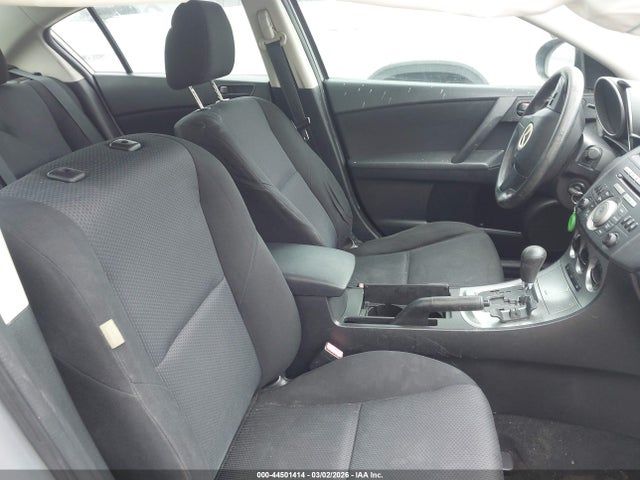 Продаж на аукціоні авто 2011 Mazda Mazda3 I Sport, vin: JM1BL1UG0B1463329, номер лоту: 44501414