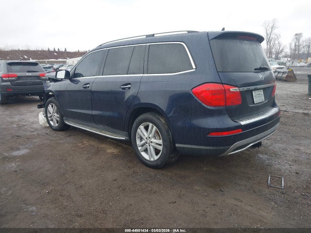 2015 MERCEDES-BENZ GL 450 4JGDF6EE5FA475665 Photo 2