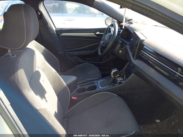 44501477 :رقم المزاد ، 3VWBX7BU9SM000329 vin ، 2025 Volkswagen Jetta 1.5t Sport مزاد بيع