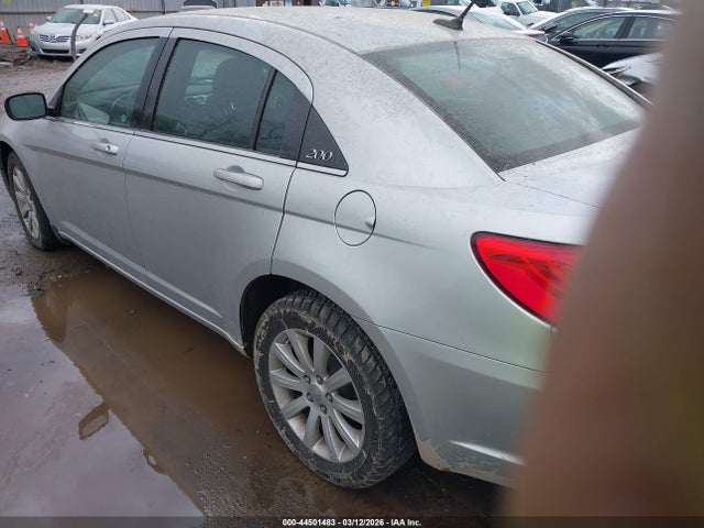 Продаж на аукціоні авто 2012 Chrysler 200 Touring, vin: 1C3CCBBB3CN144989, номер лоту: 44501483