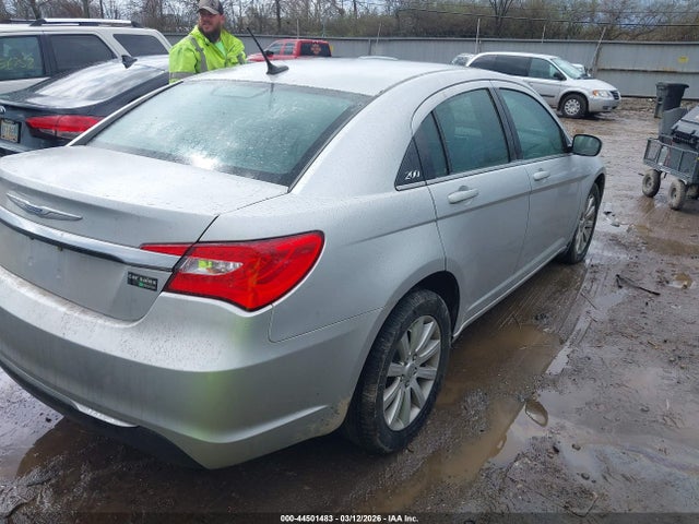 Продаж на аукціоні авто 2012 Chrysler 200 Touring, vin: 1C3CCBBB3CN144989, номер лоту: 44501483