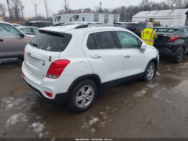 2019 CHEVROLET TRAX KL7CJPSB3KB828789 Photo 3