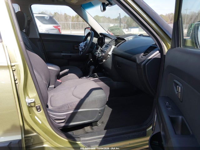 Продажа на аукционе авто 2011 Kia Soul +, vin: KNDJT2A21B7304200, номер лота: 44501509