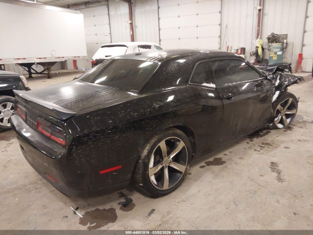 44501516 :رقم المزاد ، 2C3CDZAT7FH855379 vin ، 2015 Dodge Challenger R/t Shaker مزاد بيع