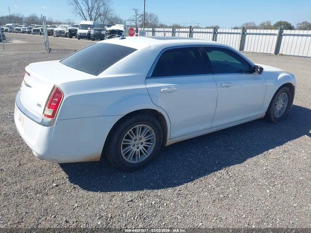 44501517 :رقم المزاد ، 2C3CCAAG0DH530111 vin ، 2013 Chrysler 300 Motown مزاد بيع