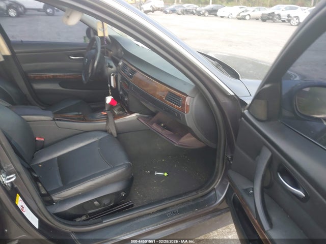 2006 BMW 330I WBAVB33536KR72422 Photo 4