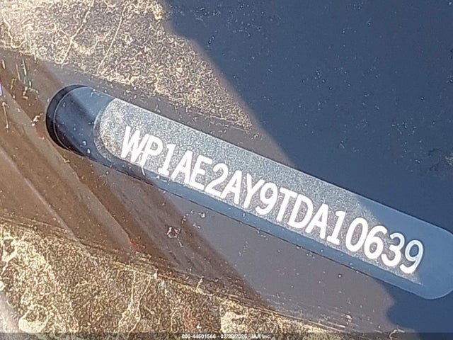 WP1AE2AY9TDA10639 Porsche Cayenne E-hybrid