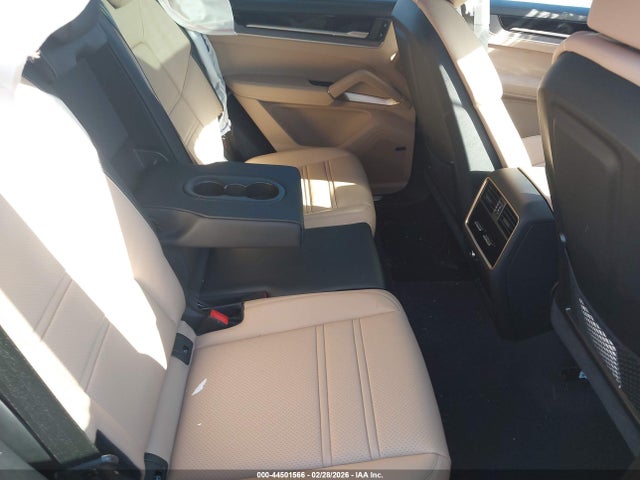 2026 PORSCHE CAYENNE E-HYBRID WP1AE2AY9TDA10639 Photo 7