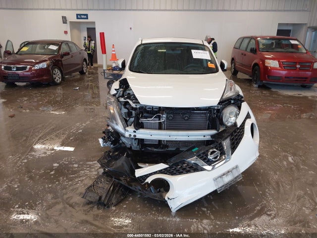 2015 Nissan Juke Sv მანქანა იყიდება აუქციონზე, vin: JN8AF5MR8FT504381, აუქციონის ნომერი: 44501592